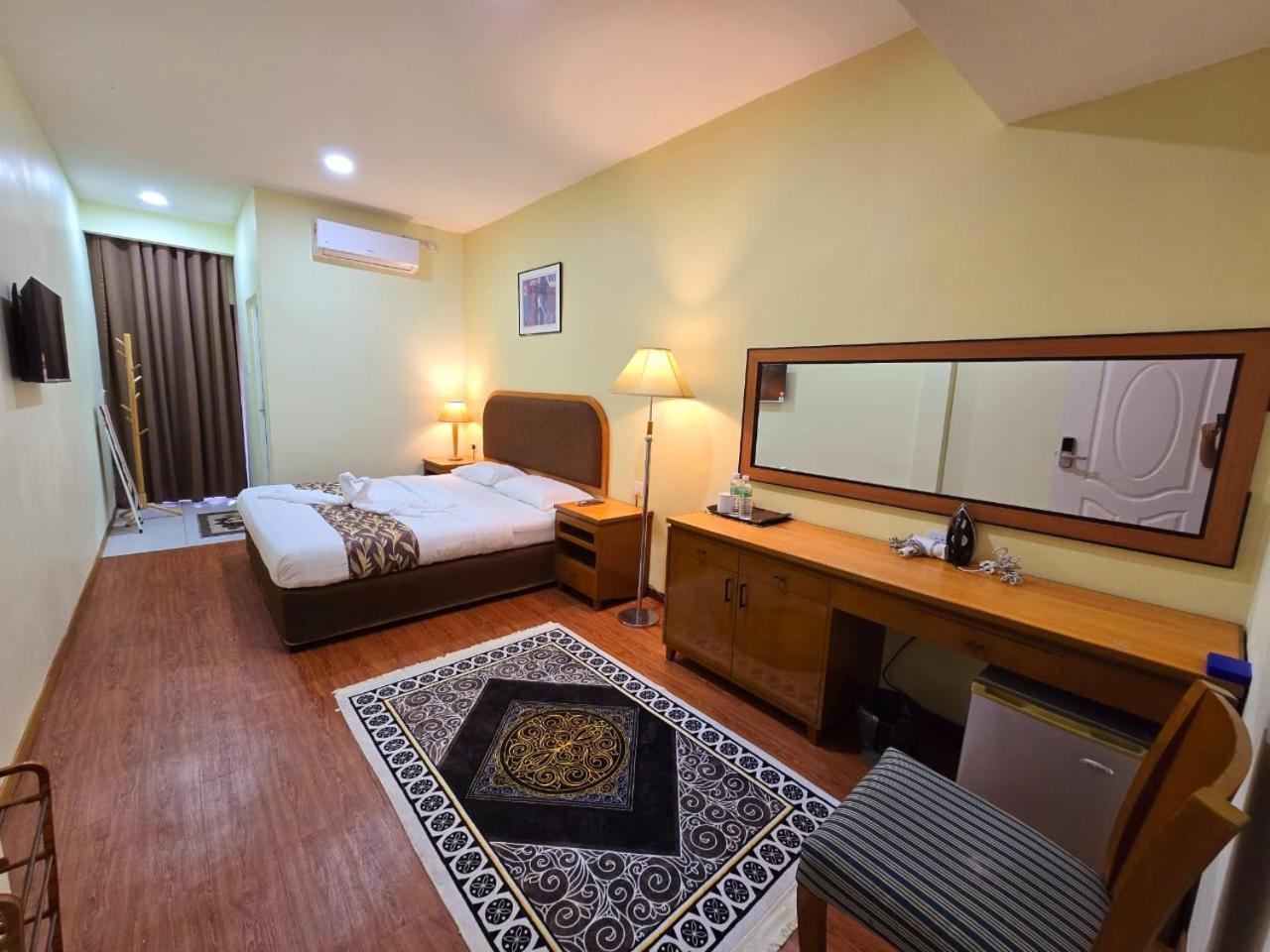 Grand Luxury Hotel Semporna Exterior foto